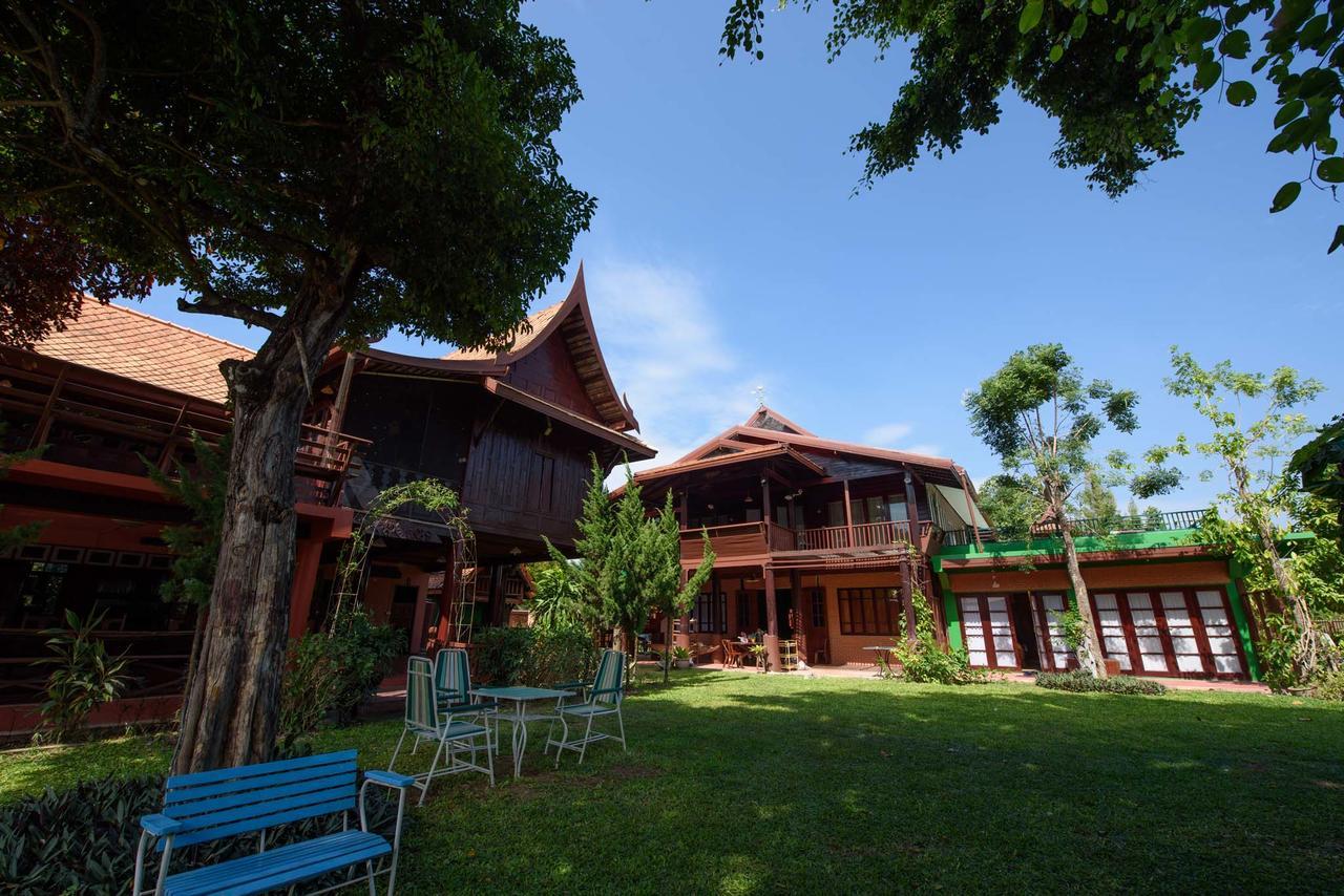 Ruen Khaoyai Hotel Pakchong Exterior photo