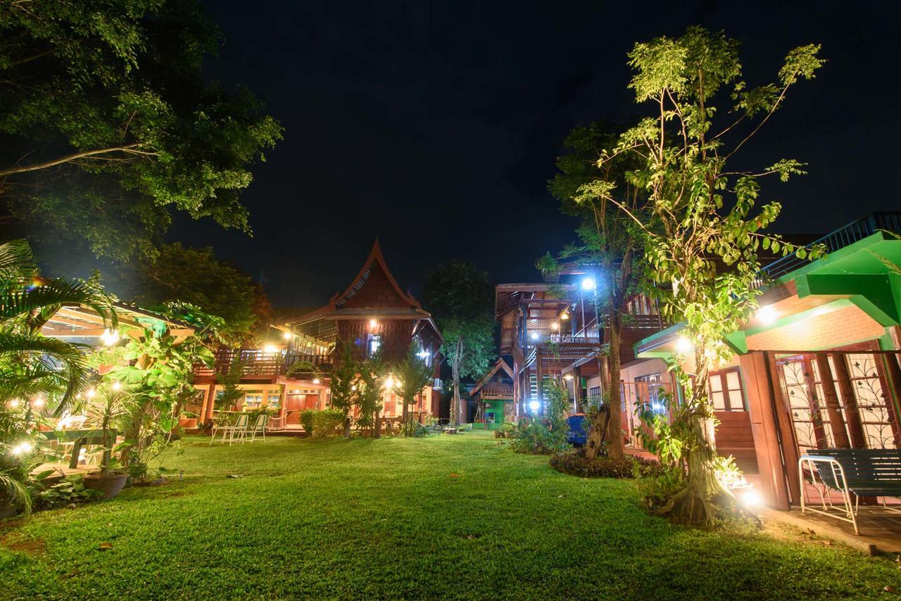 Ruen Khaoyai Hotel Pakchong Exterior photo